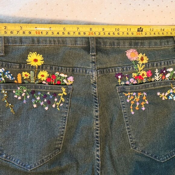 Unbranded Embroidered Wildflowers OD Bootcut Jeans - Picture 2 of 5